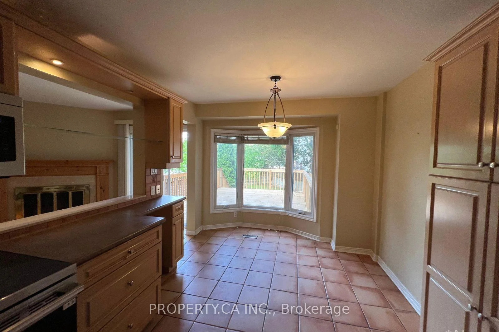 Photo 25 of 32 Brownstone Circle, Vaughan, Crestwood-Springfarm-Yorkhill — HOMEH