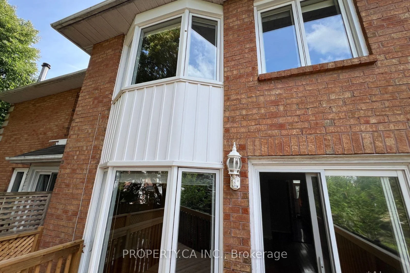 Photo 35 of 32 Brownstone Circle, Vaughan, Crestwood-Springfarm-Yorkhill — HOMEH