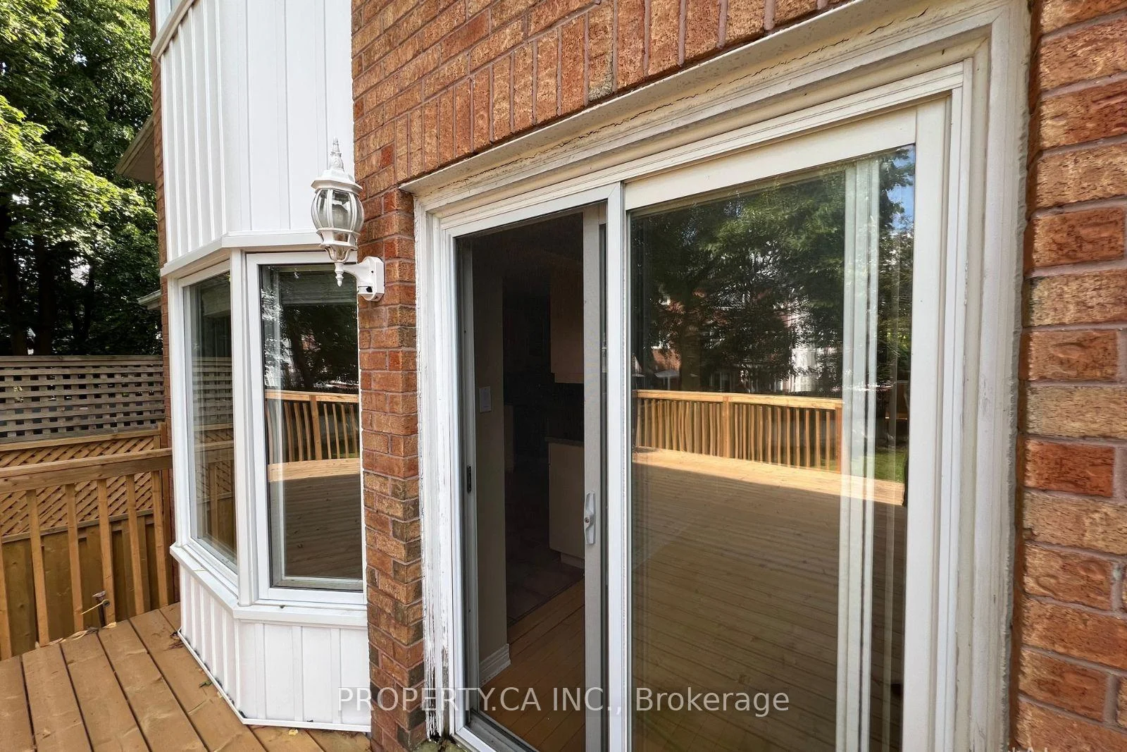 Photo 49 of 32 Brownstone Circle, Vaughan, Crestwood-Springfarm-Yorkhill — HOMEH