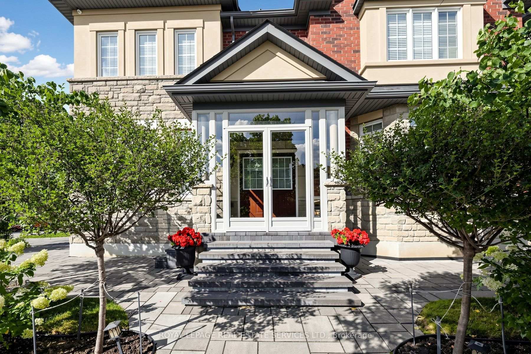 Photo 5 of 68 Hartwell Road, Halton Hills, Georgetown — HOMEH