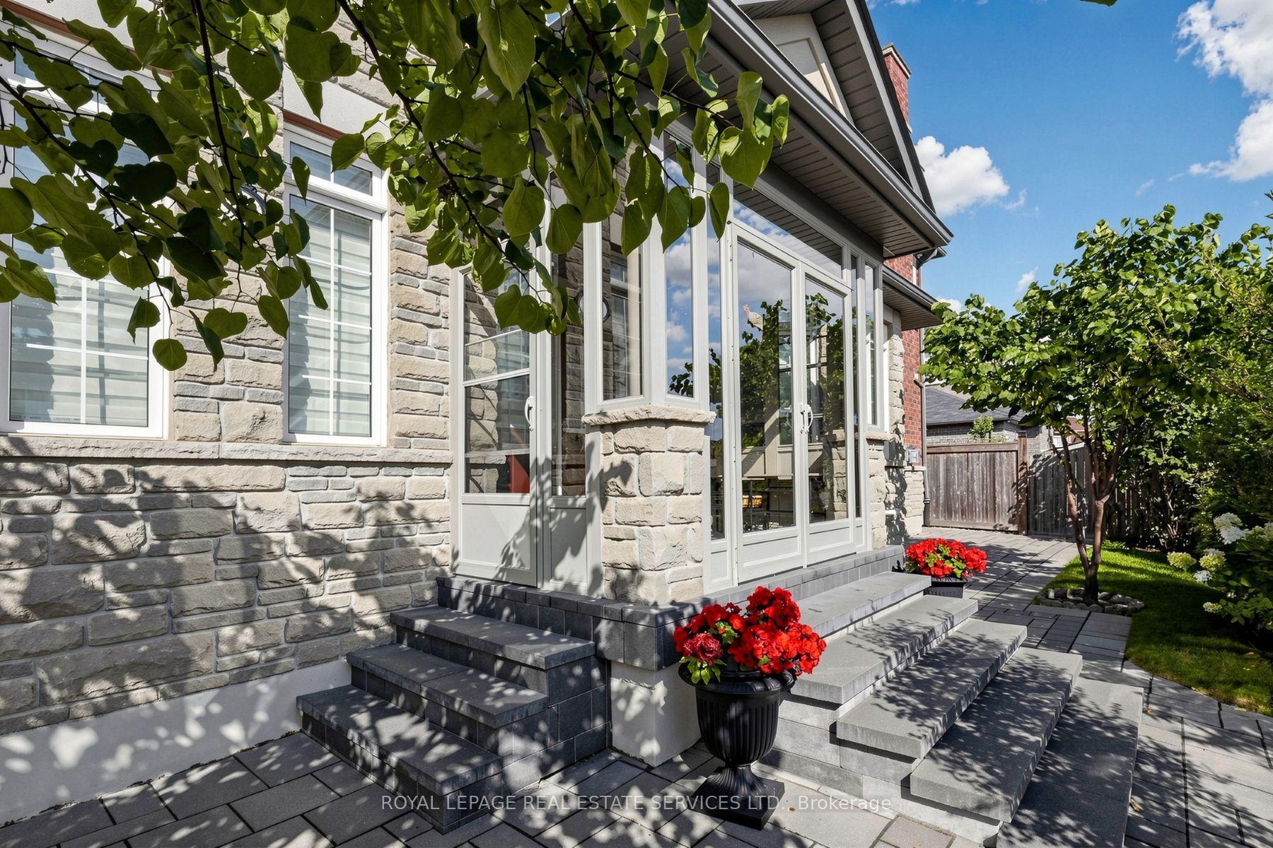 Photo 7 of 68 Hartwell Road, Halton Hills, Georgetown — HOMEH