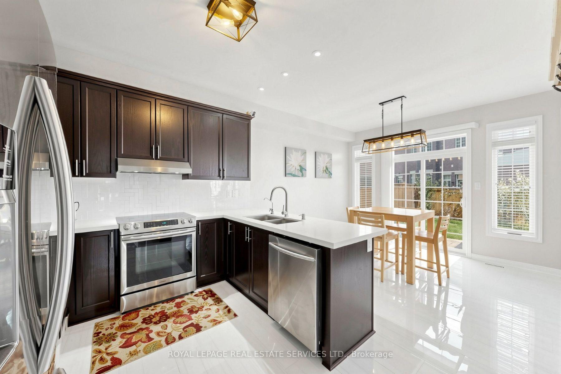 Photo 12 of 68 Hartwell Road, Halton Hills, Georgetown — HOMEH