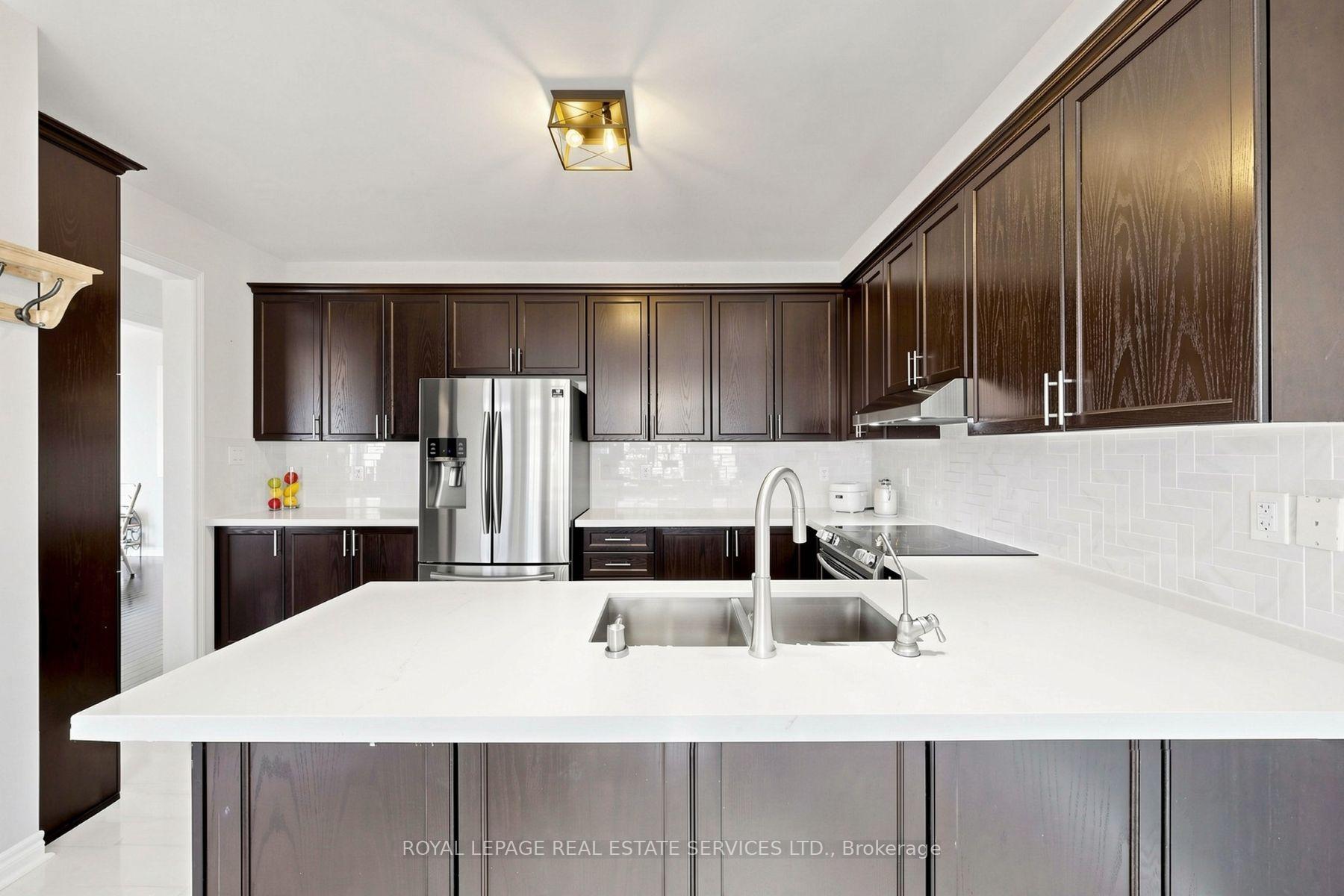 Photo 14 of 68 Hartwell Road, Halton Hills, Georgetown — HOMEH