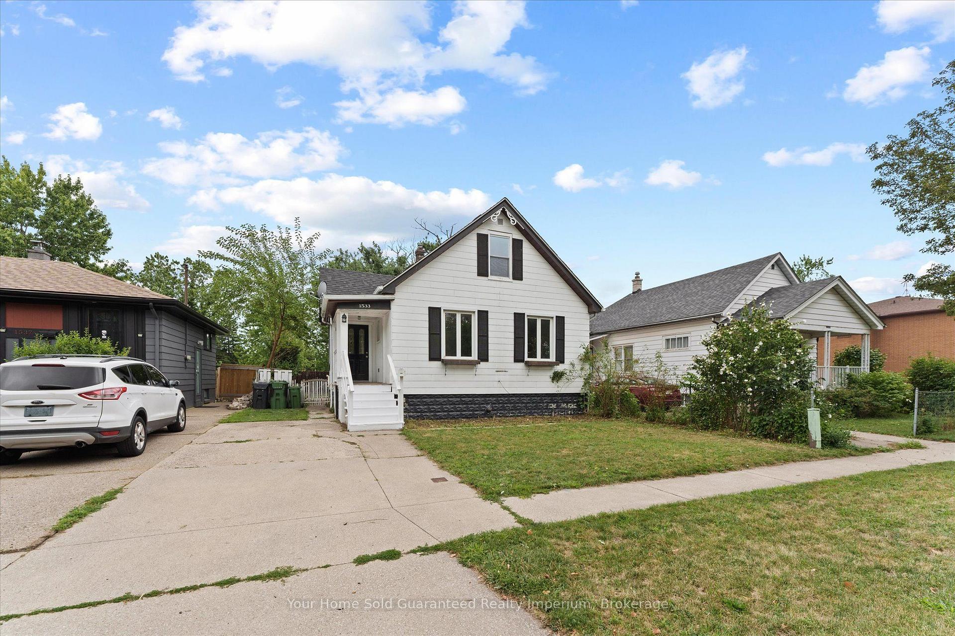 Photo 3 of 1533 Alexis Road, Windsor, East Windsor — HOMEH
