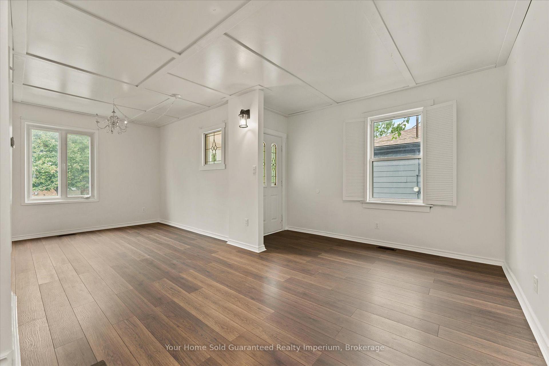 Photo 5 of 1533 Alexis Road, Windsor, East Windsor — HOMEH