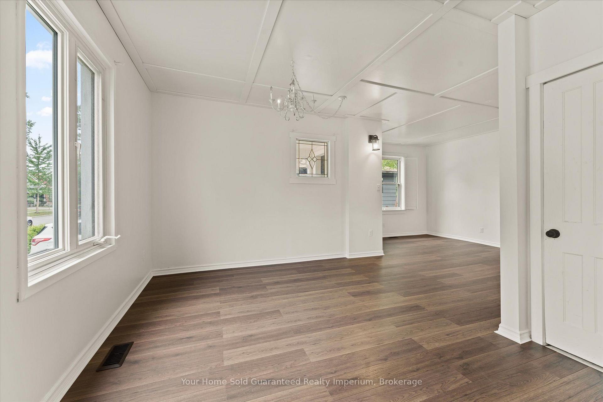 Photo 8 of 1533 Alexis Road, Windsor, East Windsor — HOMEH