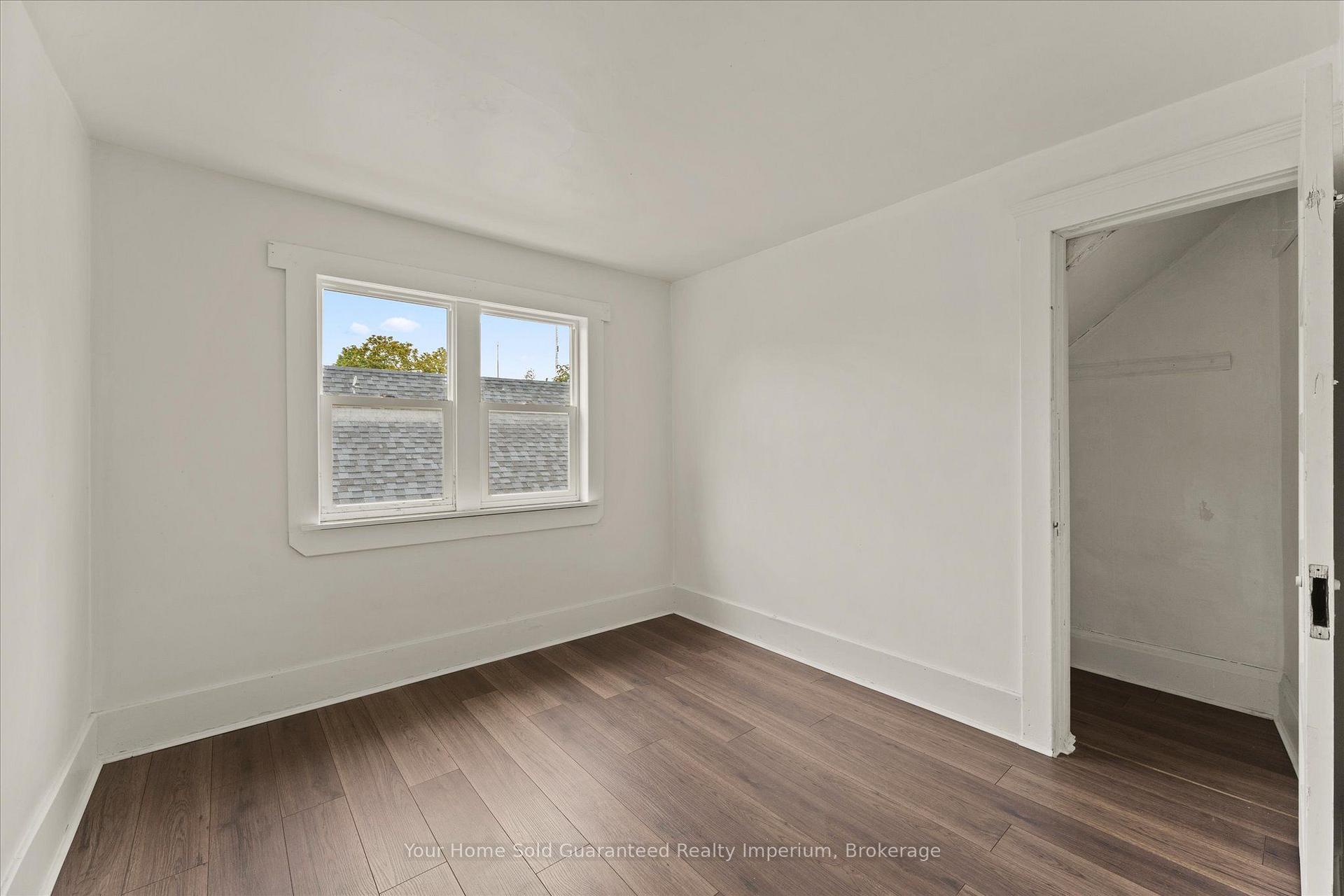 Photo 16 of 1533 Alexis Road, Windsor, East Windsor — HOMEH