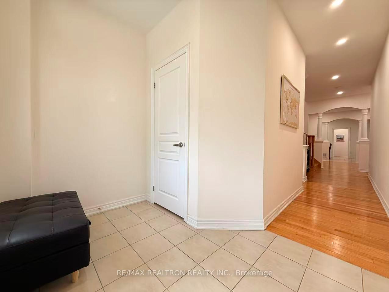 Photo 4 of 96 Ostrovsky Road, Vaughan, Vellore Village — HOMEH