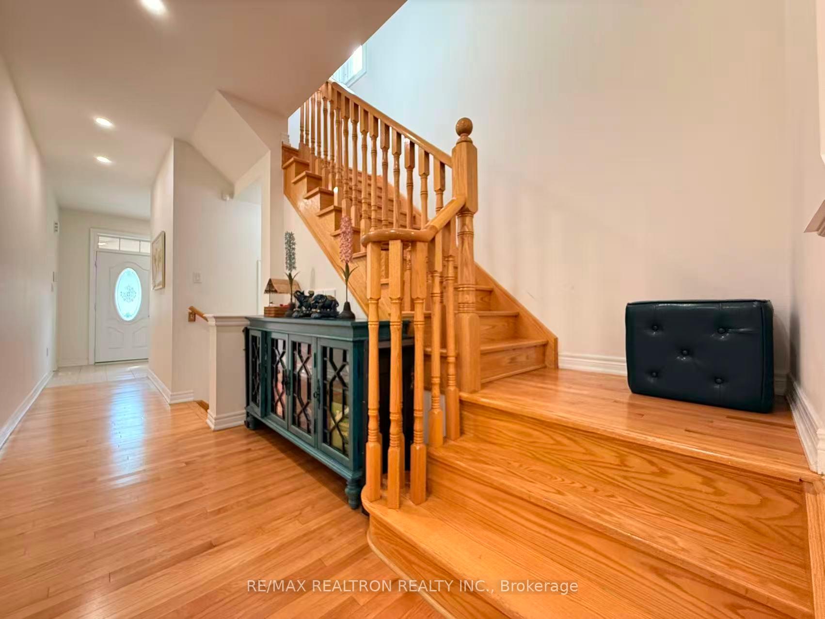 Photo 6 of 96 Ostrovsky Road, Vaughan, Vellore Village — HOMEH