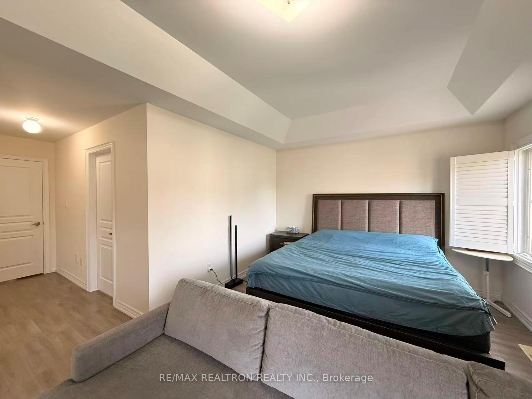 Photo 18 of 96 Ostrovsky Road, Vaughan, Vellore Village — HOMEH