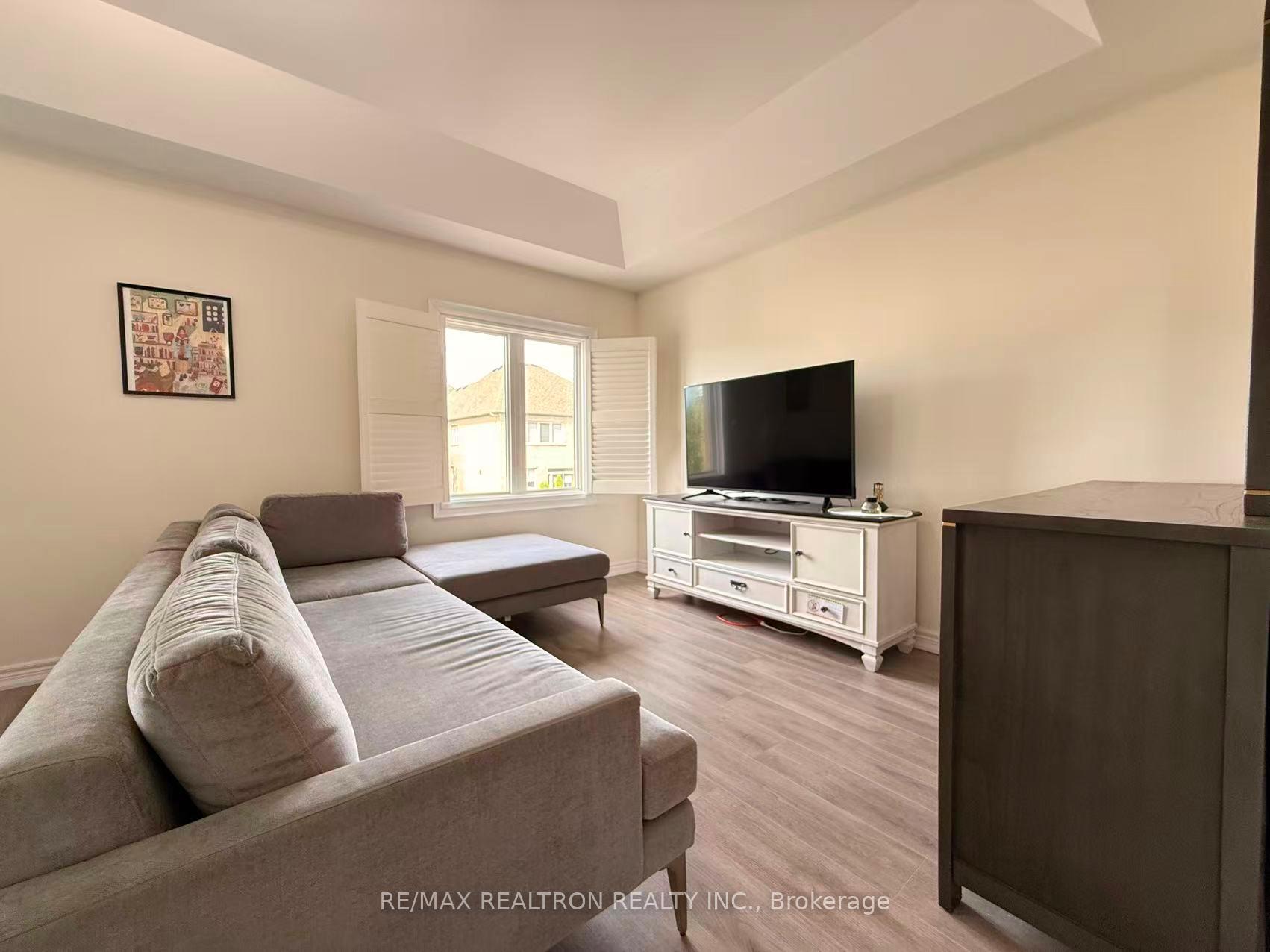 Photo 19 of 96 Ostrovsky Road, Vaughan, Vellore Village — HOMEH