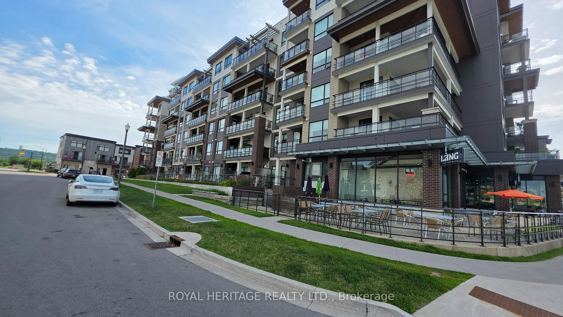 Photo 4 of Unit 513, 10 Esplanade Lane, Grimsby, Grimsby Beach — HOMEH