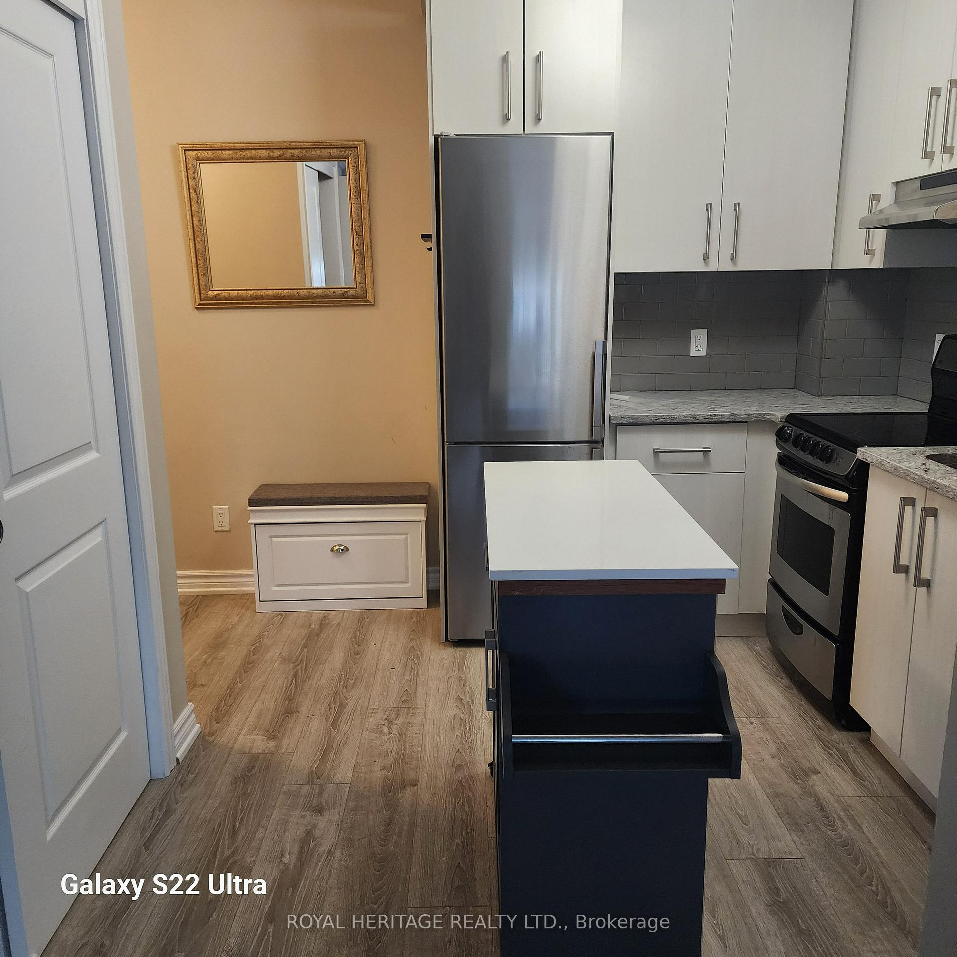 Photo 15 of Unit 513, 10 Esplanade Lane, Grimsby, Grimsby Beach — HOMEH