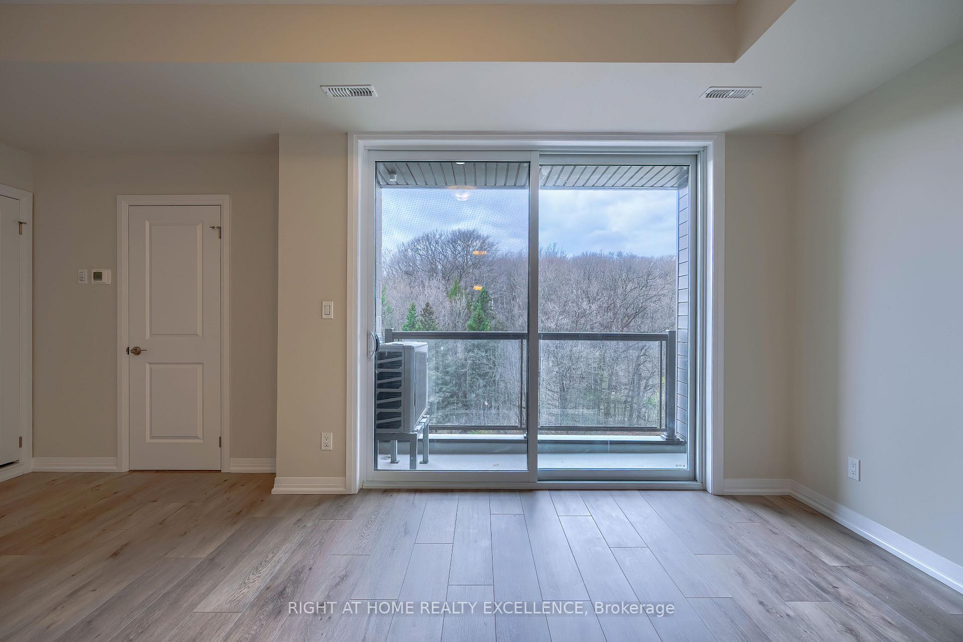 Photo 13 of Unit 28, 261 Woodbine Avenue, Kitchener, Huron Park — HOMEH
