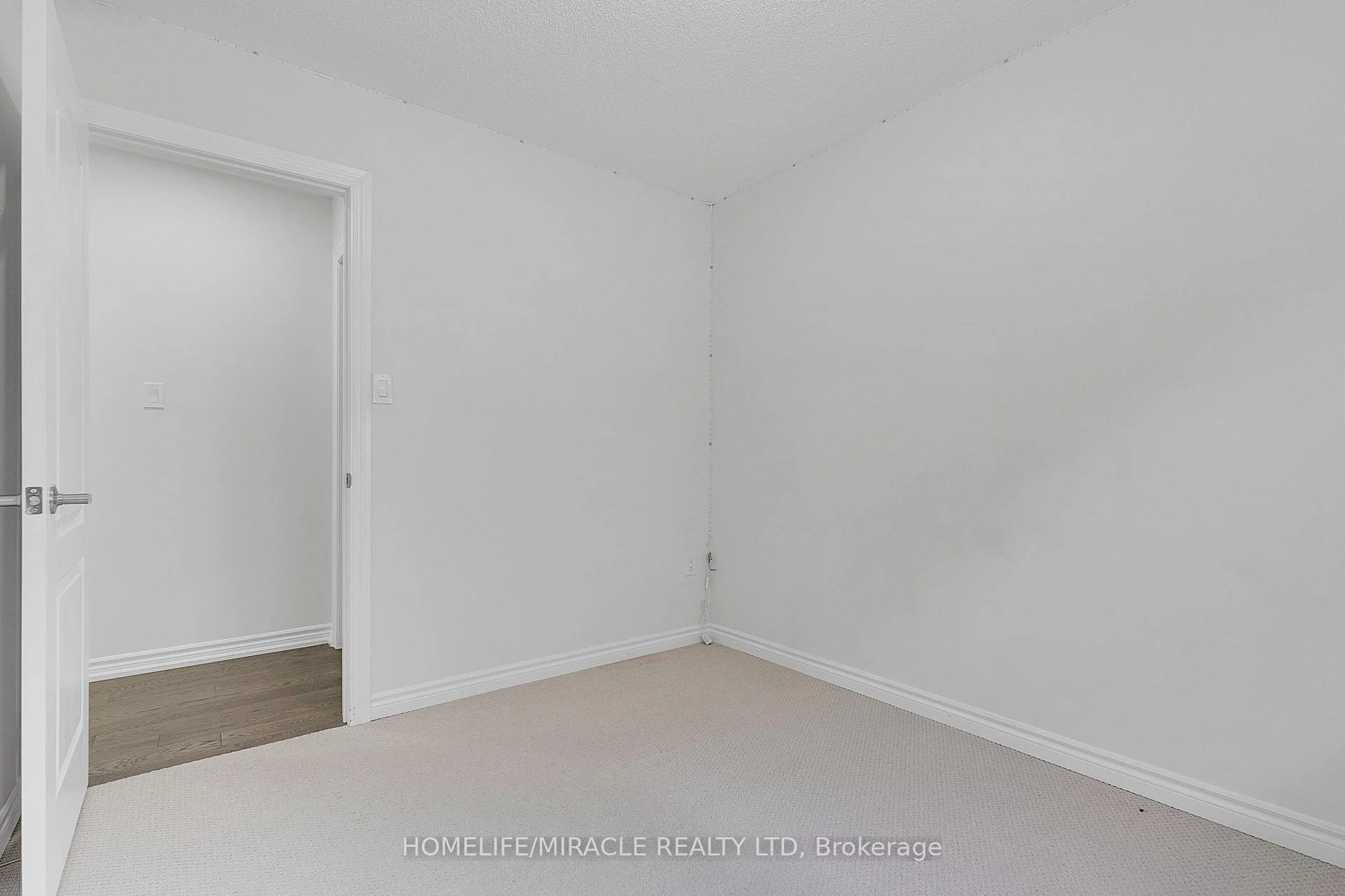 Photo 32 of Unit Upper, 106 Dolobram Trail, Brampton, Northwest Brampton — HOMEH