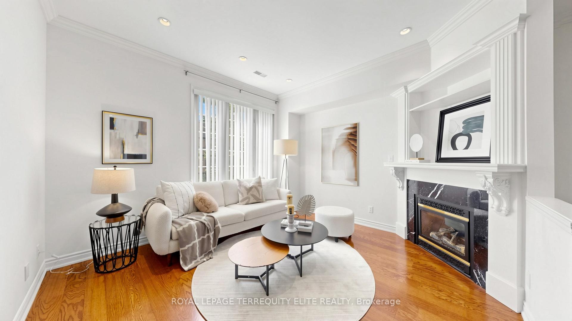 Photo 8 of Unit 412, 11 Everson Drive, North York, Willowdale East — HOMEH