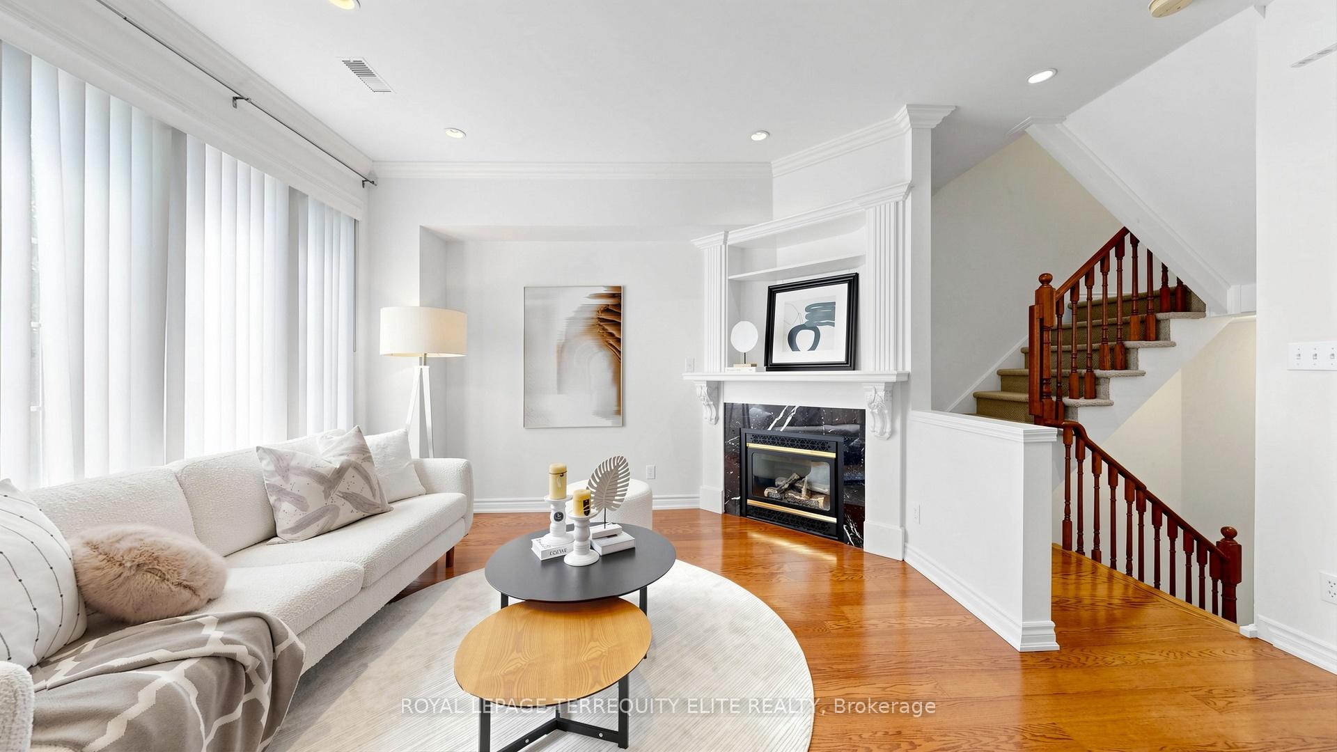 Photo 10 of Unit 412, 11 Everson Drive, North York, Willowdale East — HOMEH