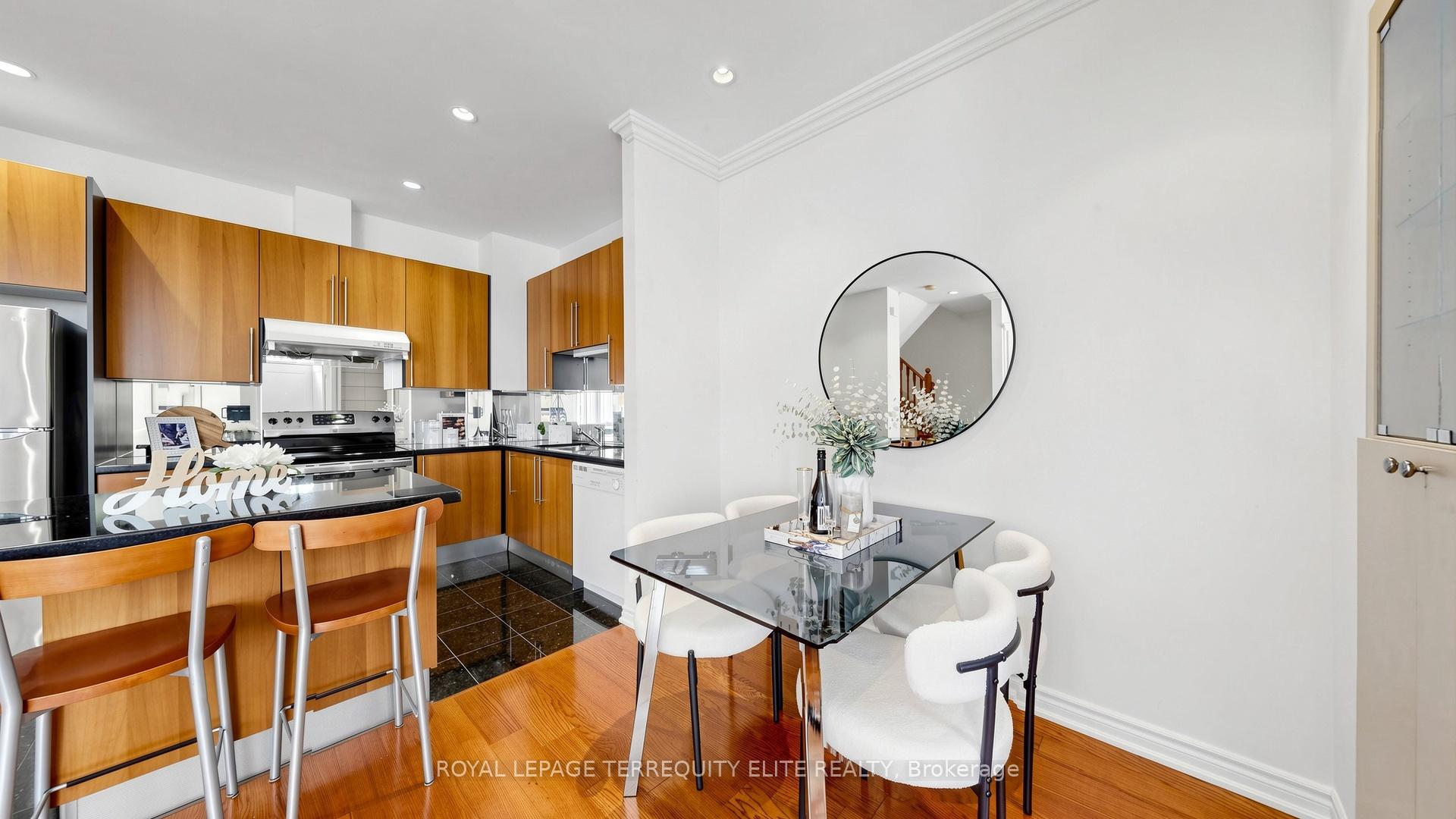 Photo 19 of Unit 412, 11 Everson Drive, North York, Willowdale East — HOMEH