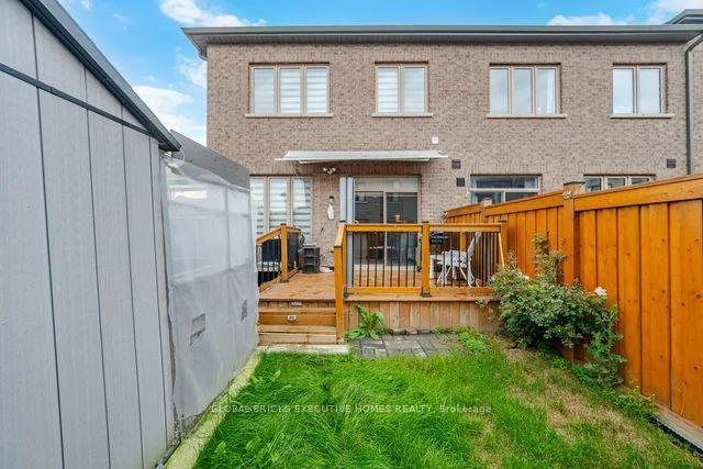 Photo 53 of 549 Barons Street, Vaughan, Kleinburg — HOMEH