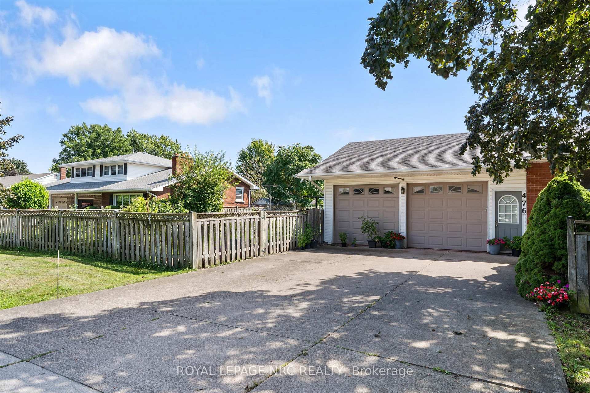 Photo 2 of 476 Vine Street, St. Catharines, Vine/Linwell — HOMEH