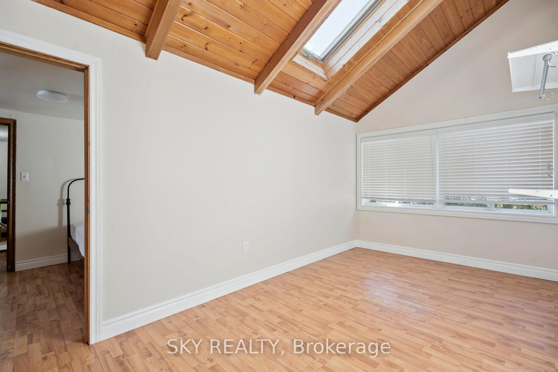 Photo 23 of 12478 5 Line, Halton Hills, Limehouse — HOMEH