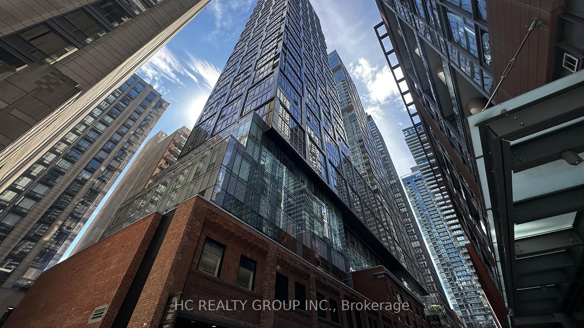 Front of Unit 2502, 15 Mercer Street