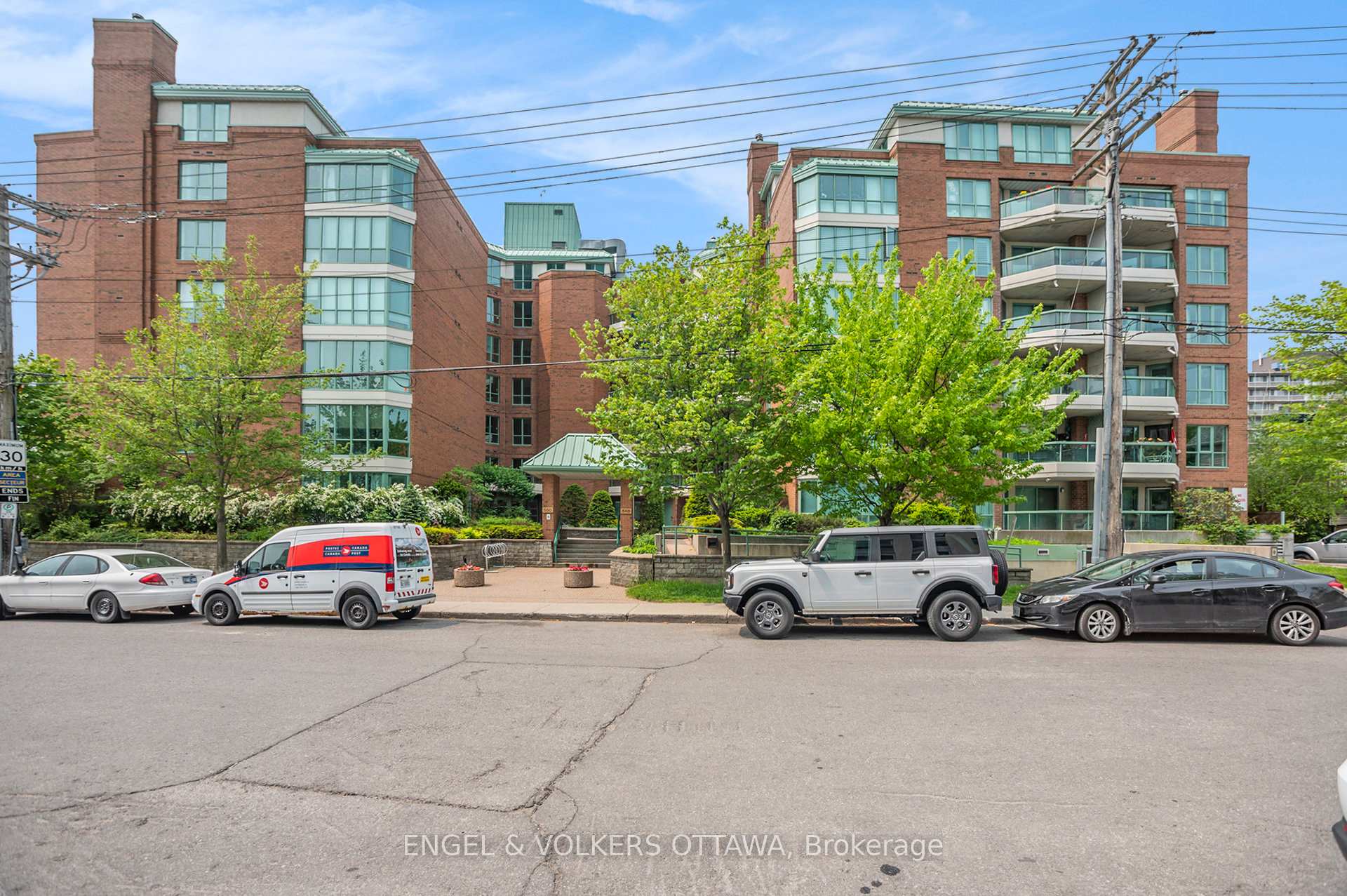 Photo 1 of Unit 507, 550 Cambridge Street S, Ottawa, West Centre Town — HOMEH