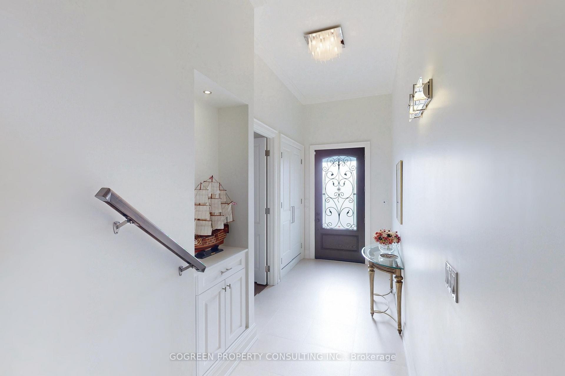 Photo 2 of 11 Elmview Avenue, North York, Willowdale West — HOMEH
