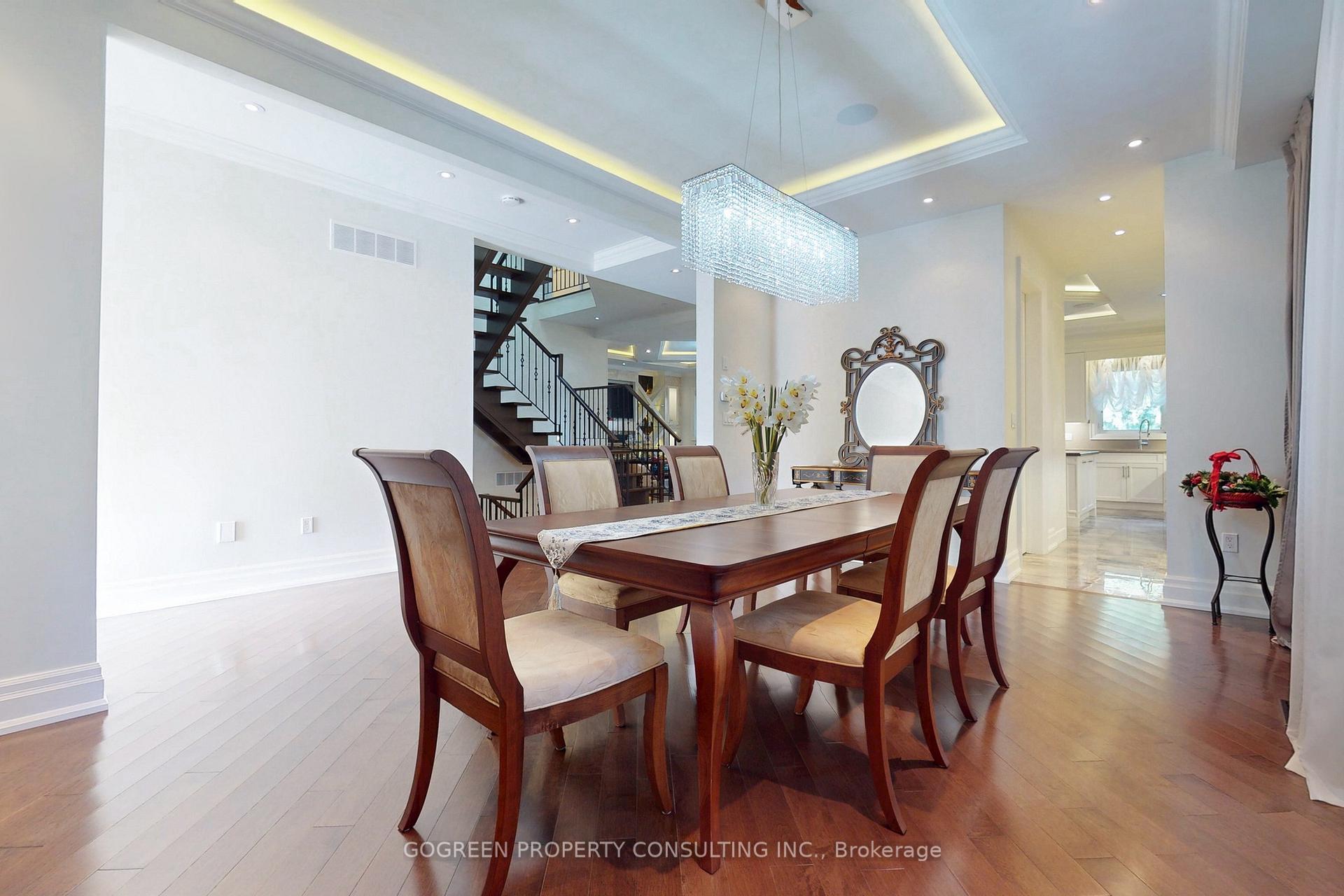 Photo 8 of 11 Elmview Avenue, North York, Willowdale West — HOMEH