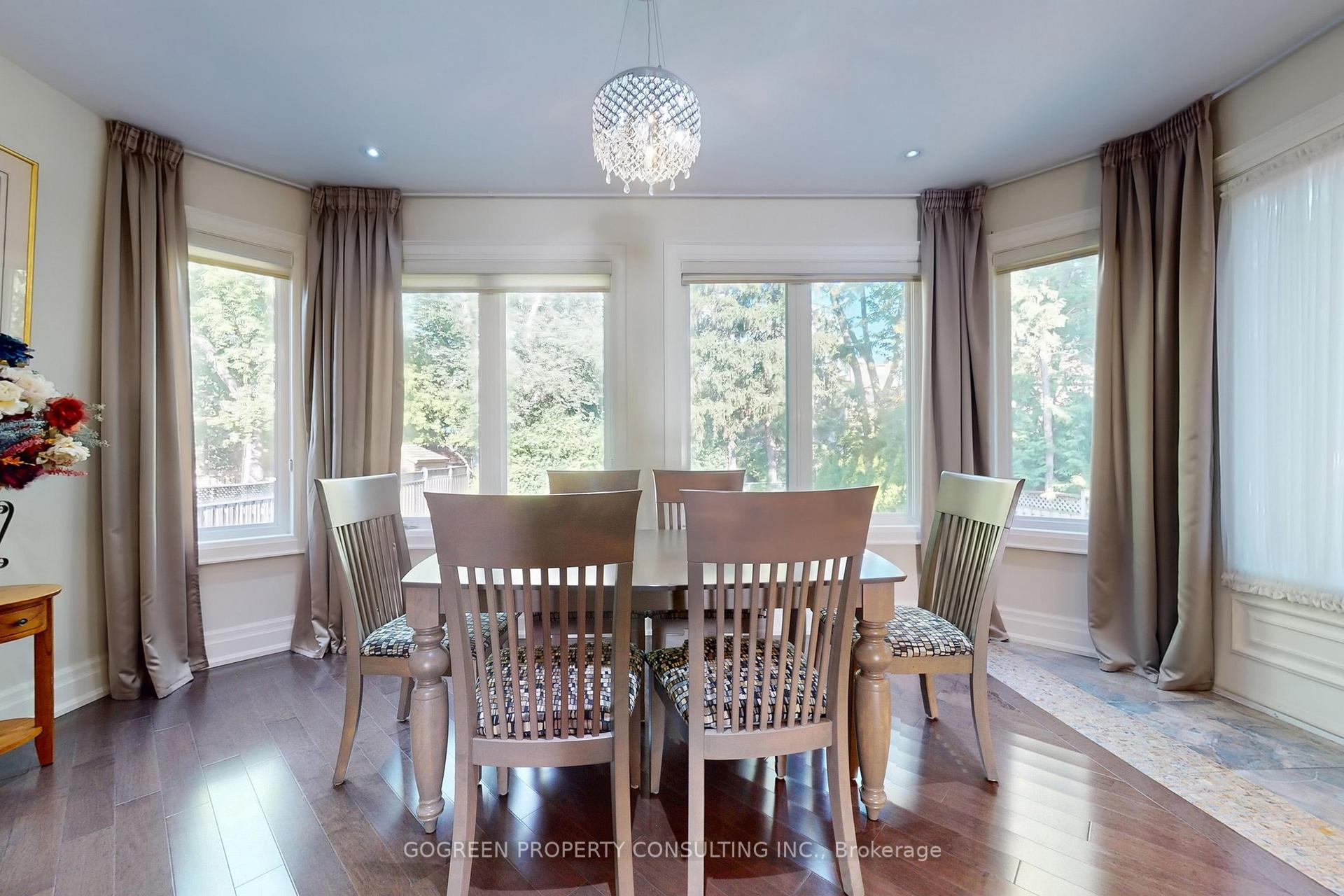 Photo 10 of 11 Elmview Avenue, North York, Willowdale West — HOMEH