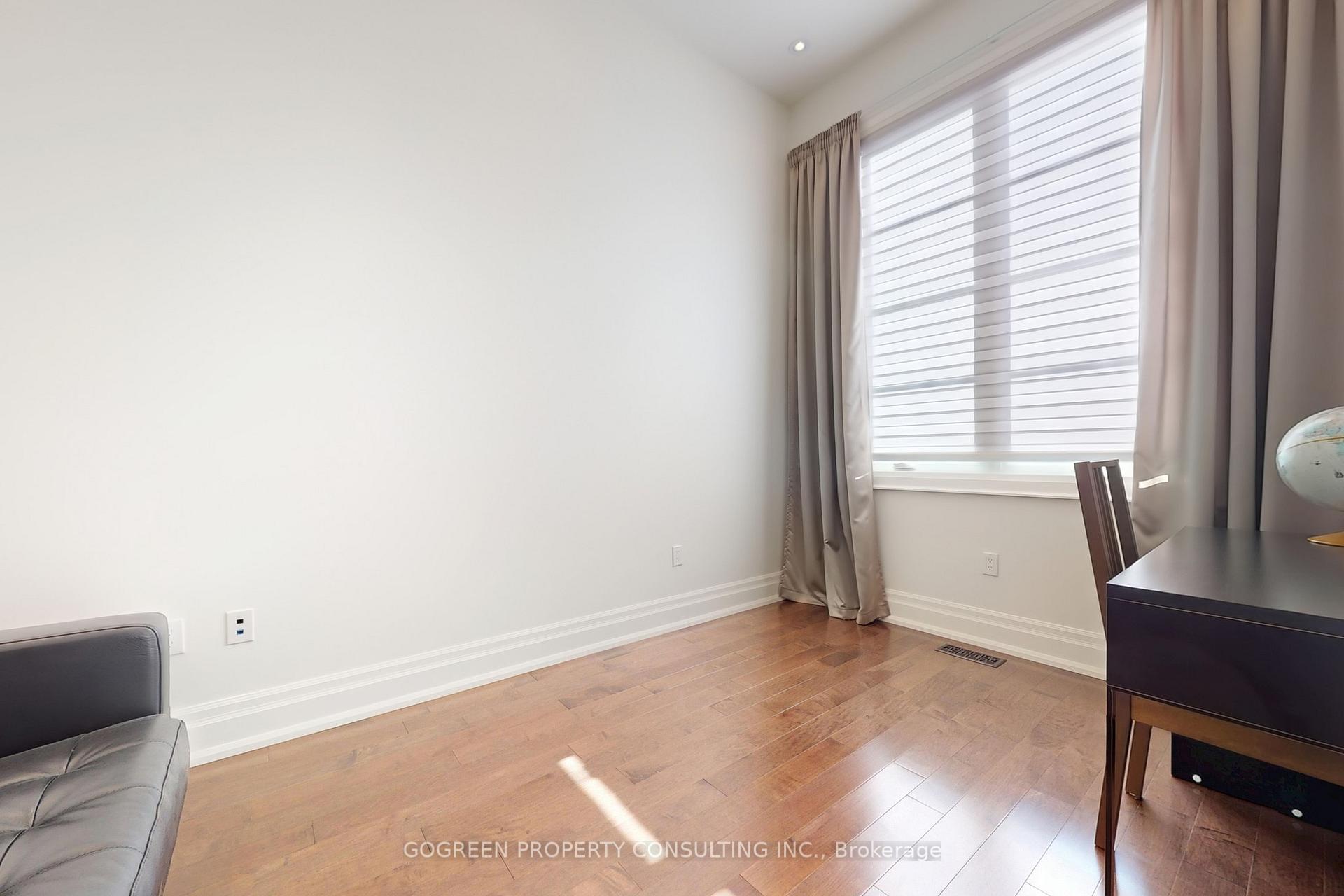 Photo 18 of 11 Elmview Avenue, North York, Willowdale West — HOMEH
