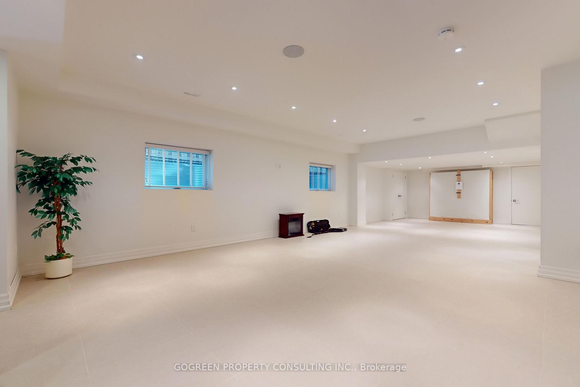 Photo 42 of 11 Elmview Avenue, North York, Willowdale West — HOMEH