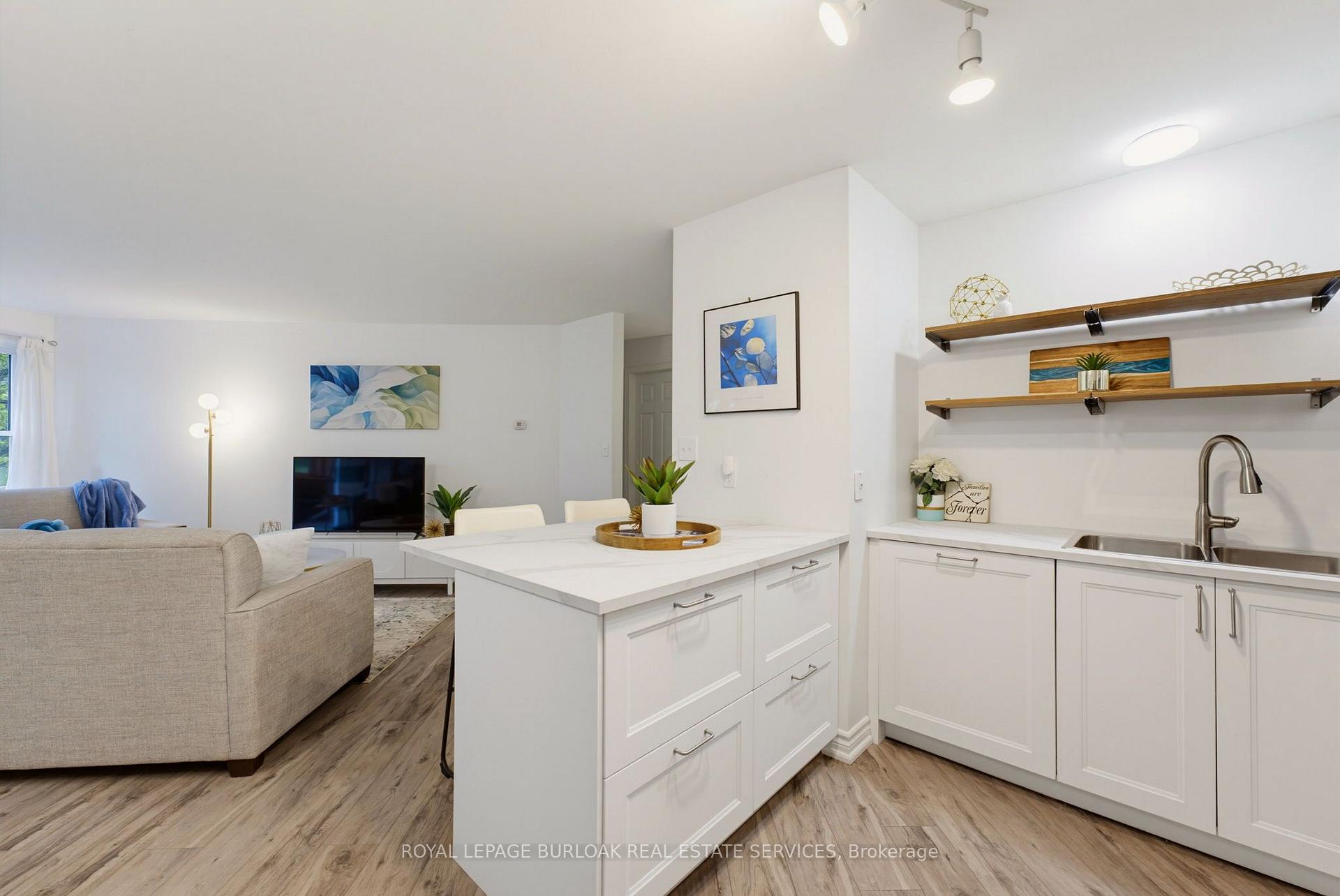 Photo 5 of Unit 309, 1210 Thorpe Road, Burlington, Brant — HOMEH