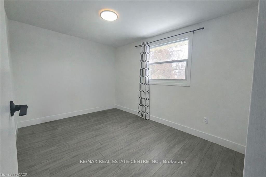 Photo 19 of 92 Copperfield Crescent, Chatham-Kent, Kent Bridge — HOMEH