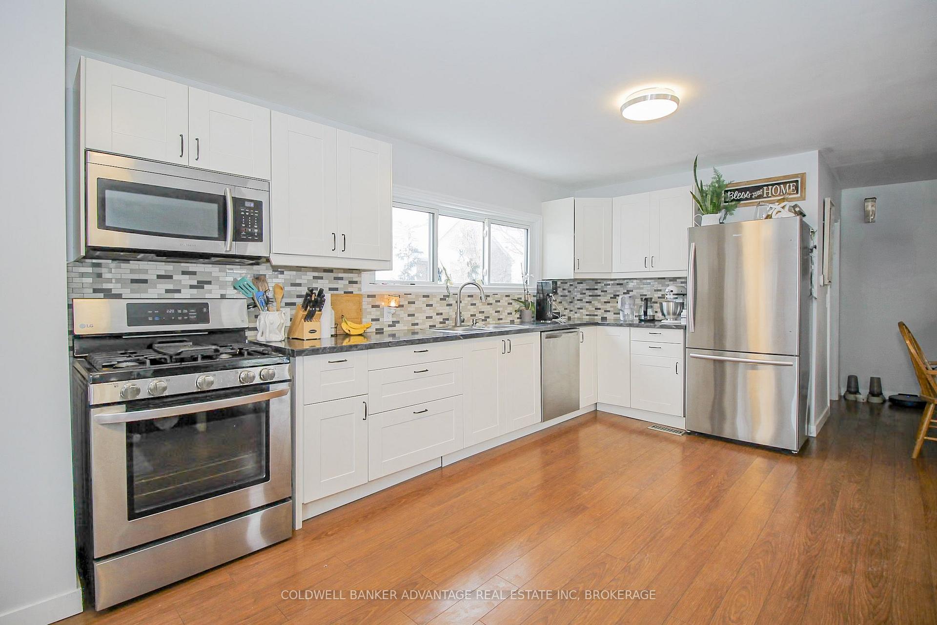 Photo 5 of 13 Alberta Street, Welland, Lincoln/Crowland — HOMEH