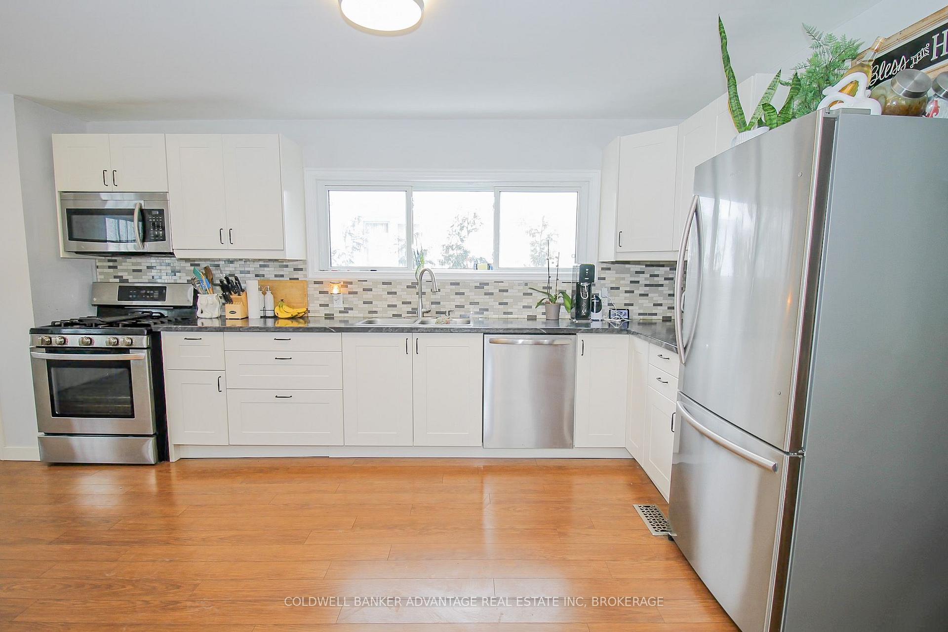 Photo 6 of 13 Alberta Street, Welland, Lincoln/Crowland — HOMEH
