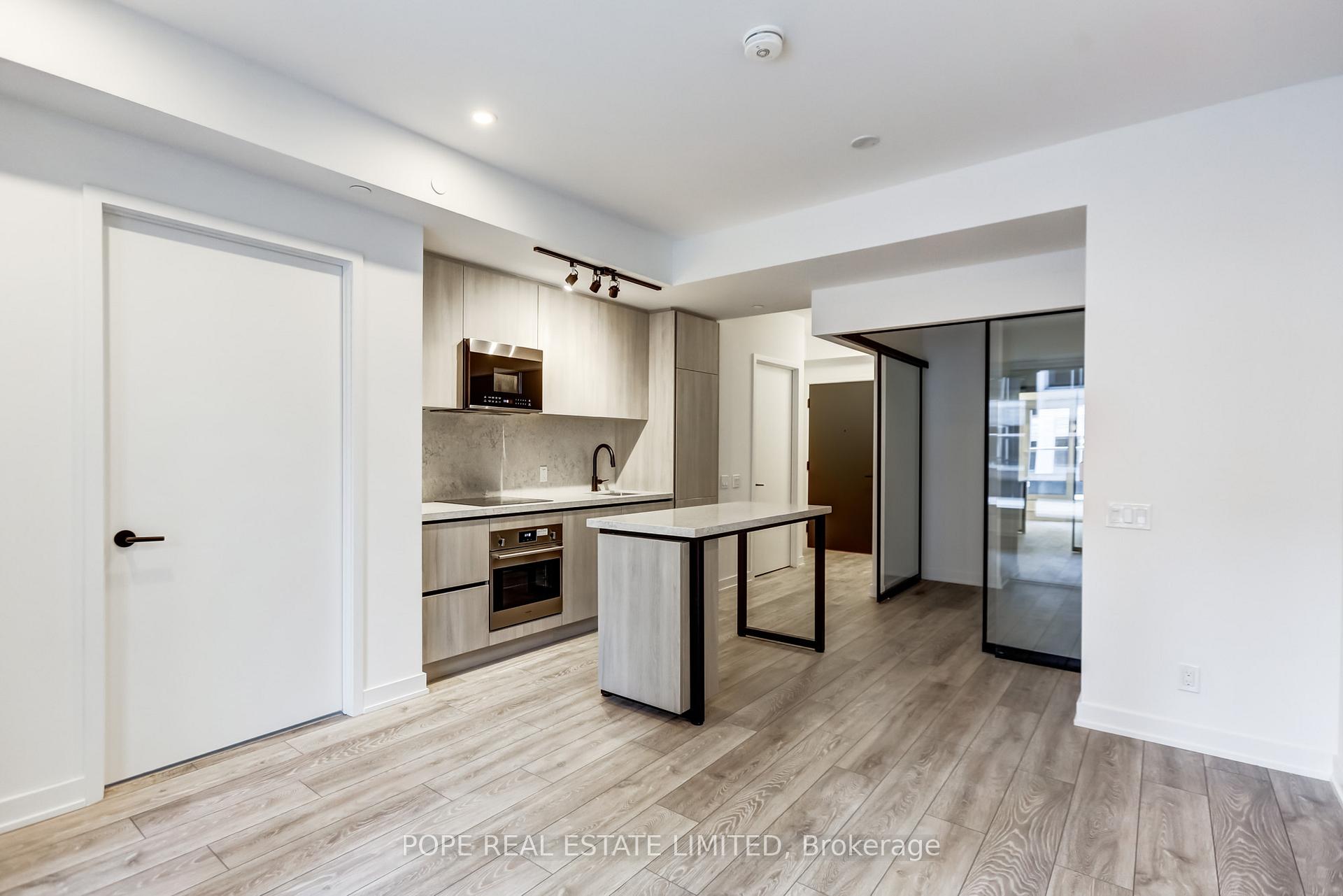 Photo 6 of Unit 806, 108 Peter Street, Toronto, Waterfront Communities — HOMEH