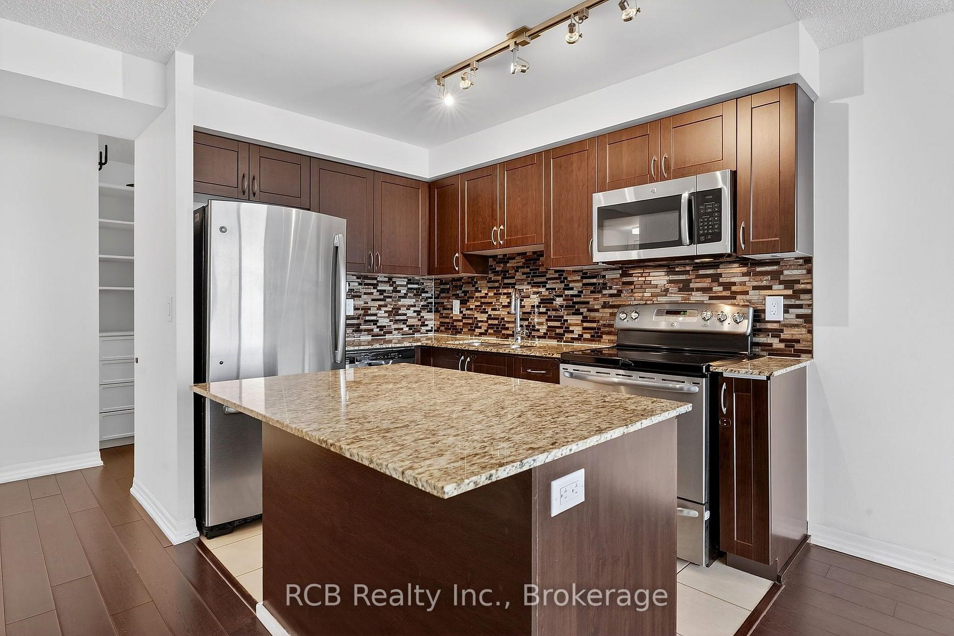 Photo 16 of Unit 1006, 1940 Ironstone Drive, Burlington, Uptown — HOMEH