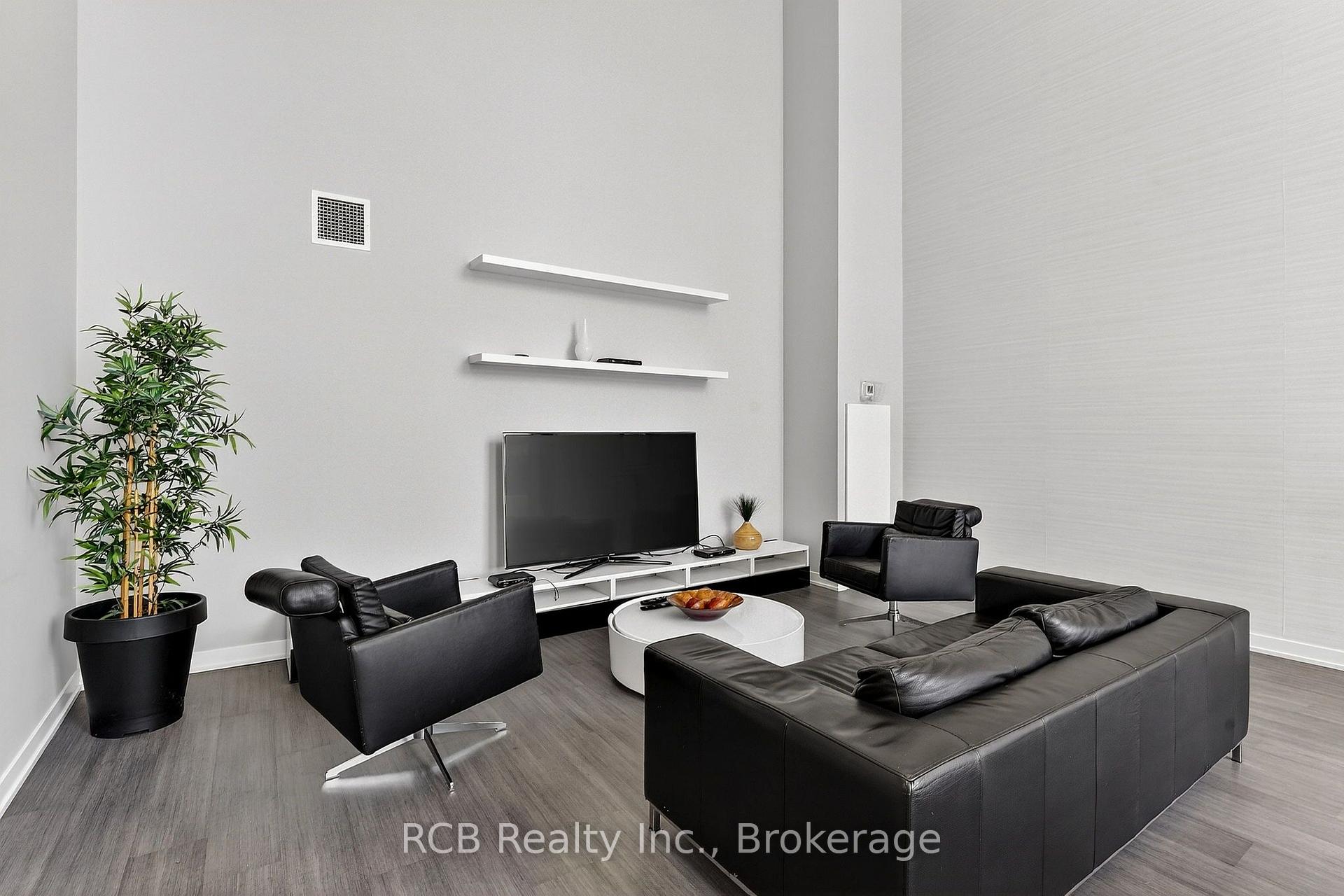Photo 43 of Unit 1006, 1940 Ironstone Drive, Burlington, Uptown — HOMEH