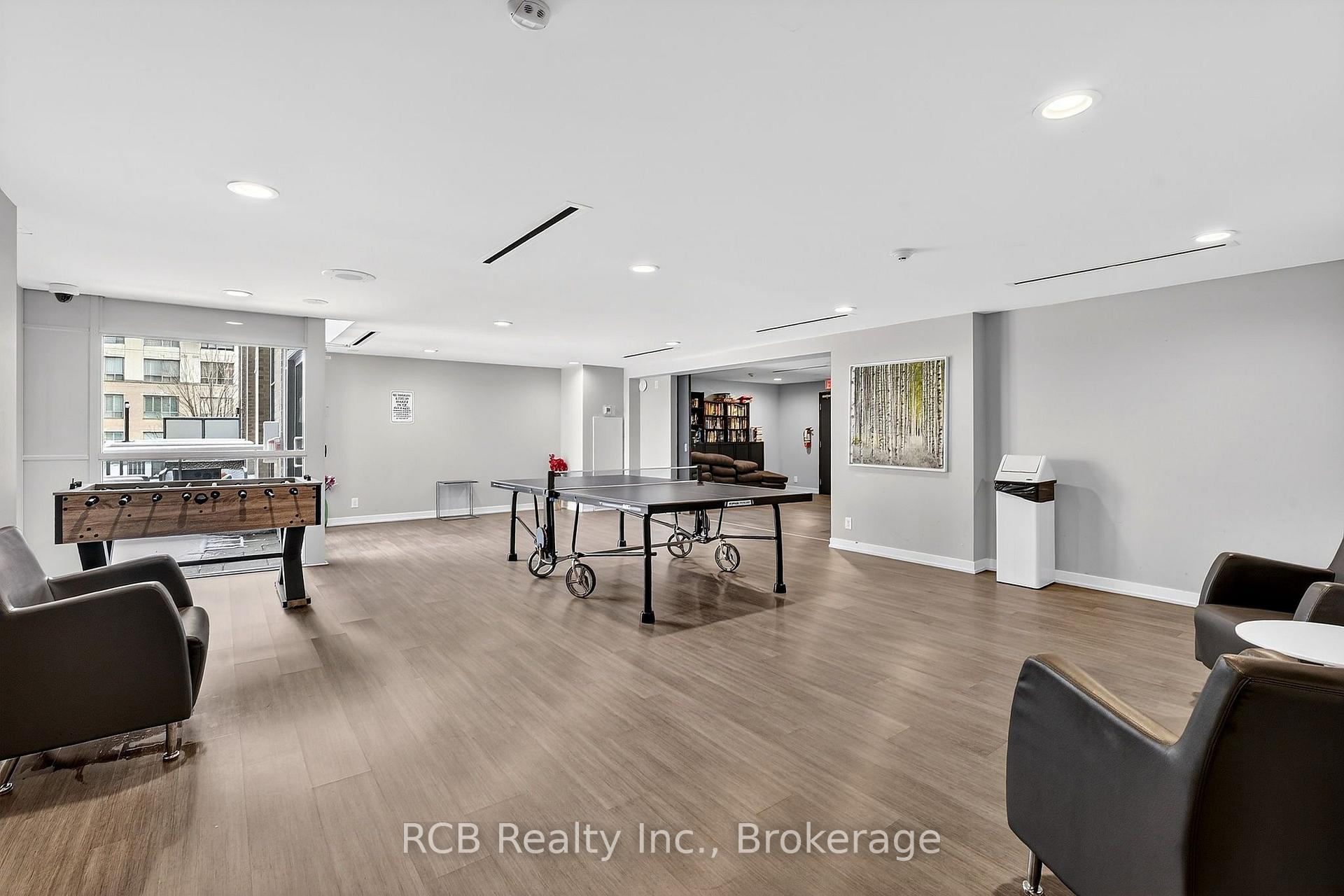 Photo 46 of Unit 1006, 1940 Ironstone Drive, Burlington, Uptown — HOMEH
