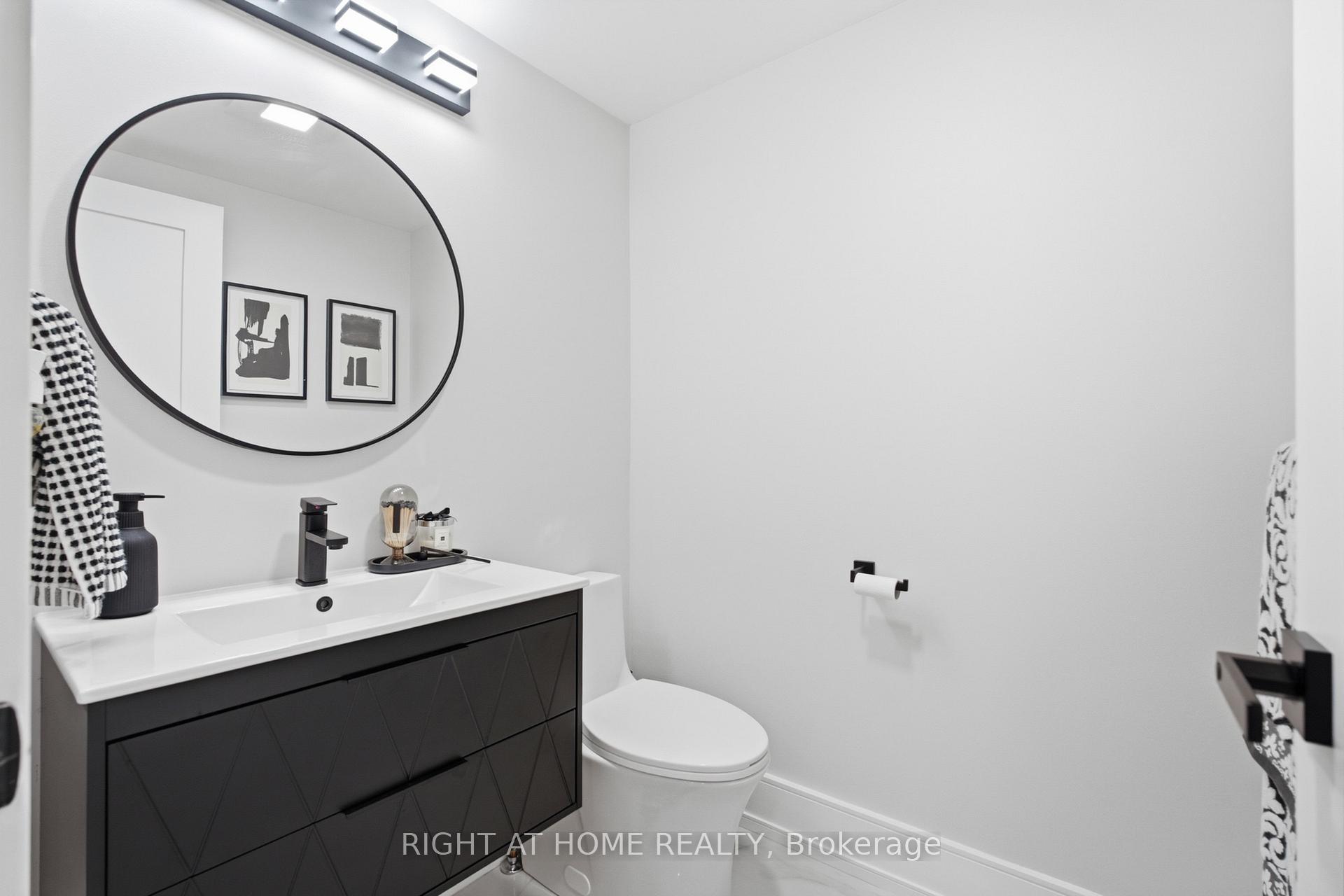 Photo 22 of 217 Rosanna Crescent, Vaughan, Maple — HOMEH