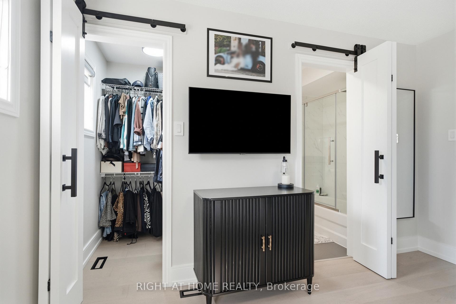 Photo 30 of 217 Rosanna Crescent, Vaughan, Maple — HOMEH