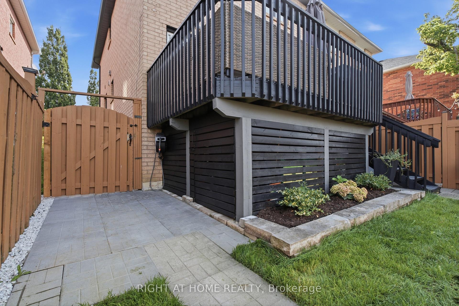 Photo 49 of 217 Rosanna Crescent, Vaughan, Maple — HOMEH