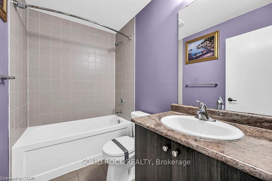 Photo 29 of 457 Queen Mary Drive, Brampton, Northwest Brampton — HOMEH