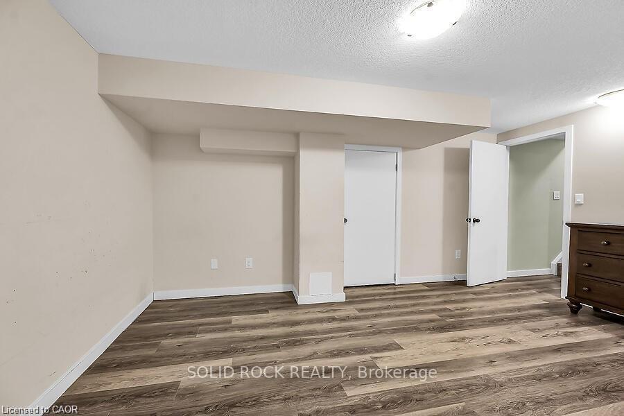 Photo 35 of 457 Queen Mary Drive, Brampton, Northwest Brampton — HOMEH