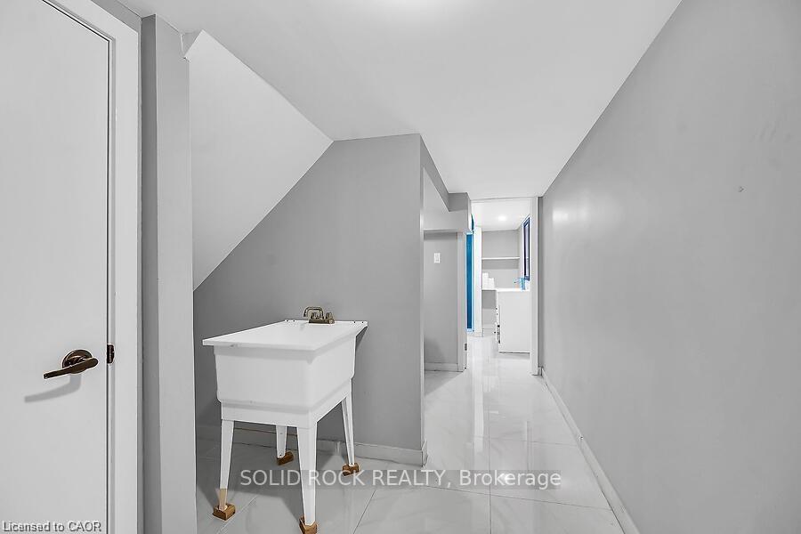 Photo 36 of 457 Queen Mary Drive, Brampton, Northwest Brampton — HOMEH