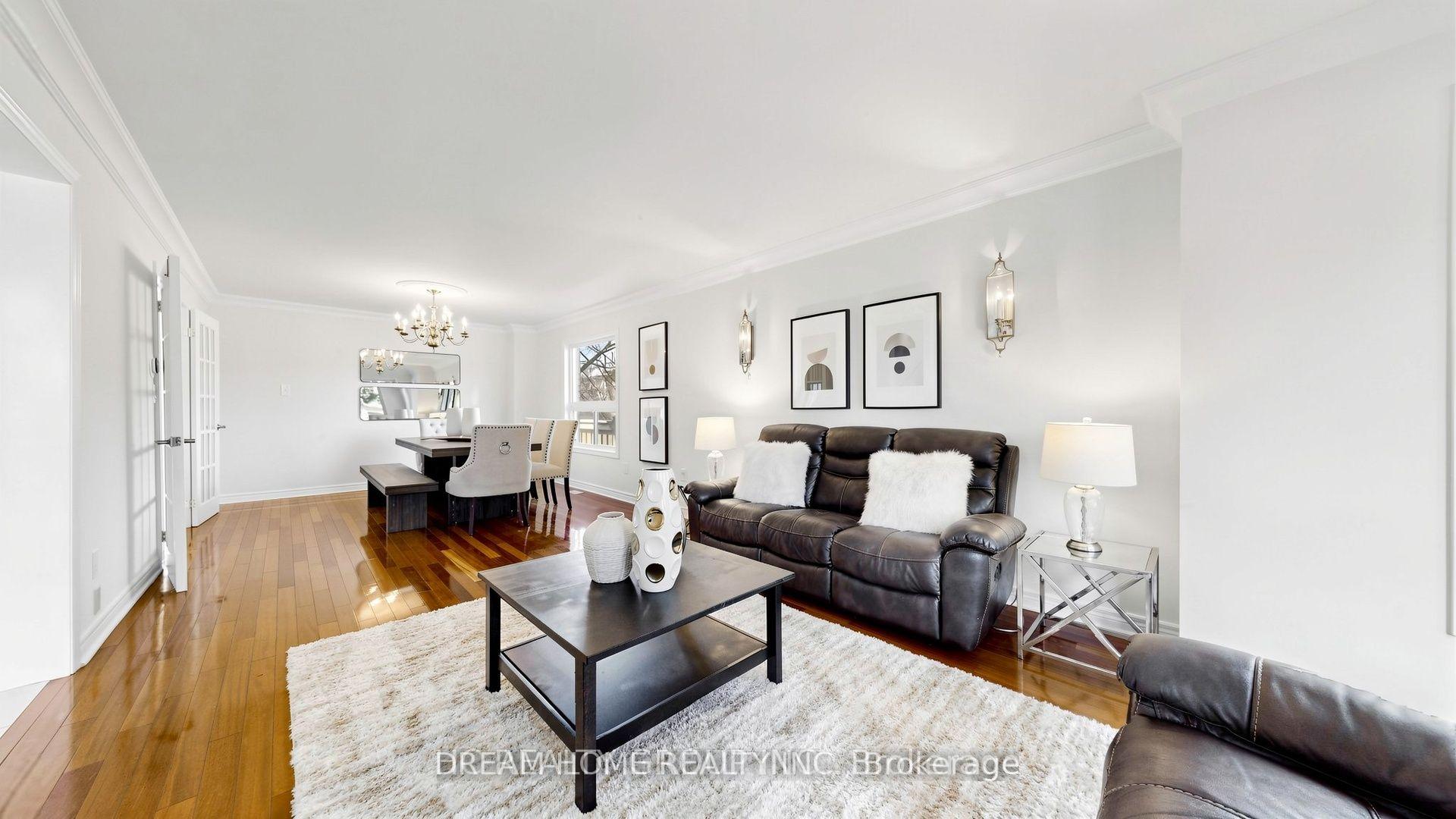 Photo 5 of 23 Brookeview Drive, Aurora, Aurora Highlands — HOMEH