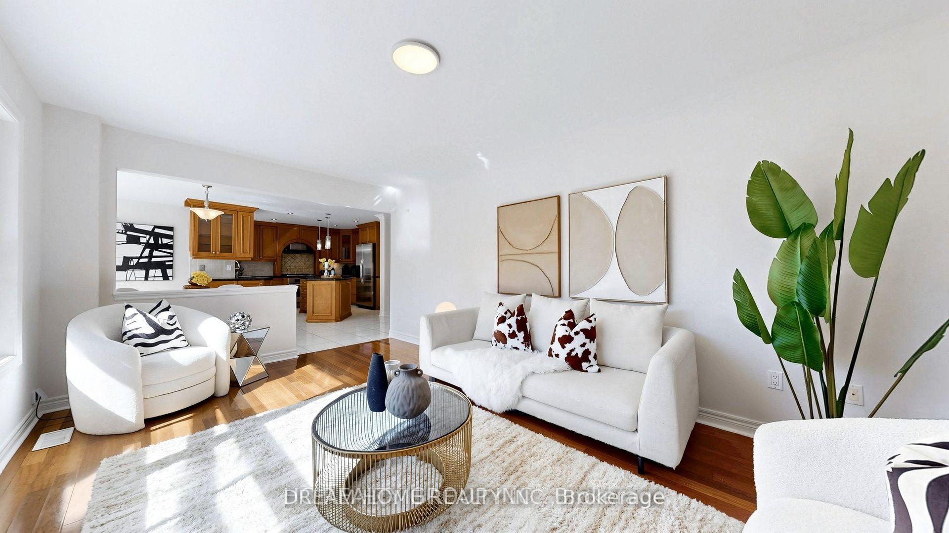 Photo 8 of 23 Brookeview Drive, Aurora, Aurora Highlands — HOMEH