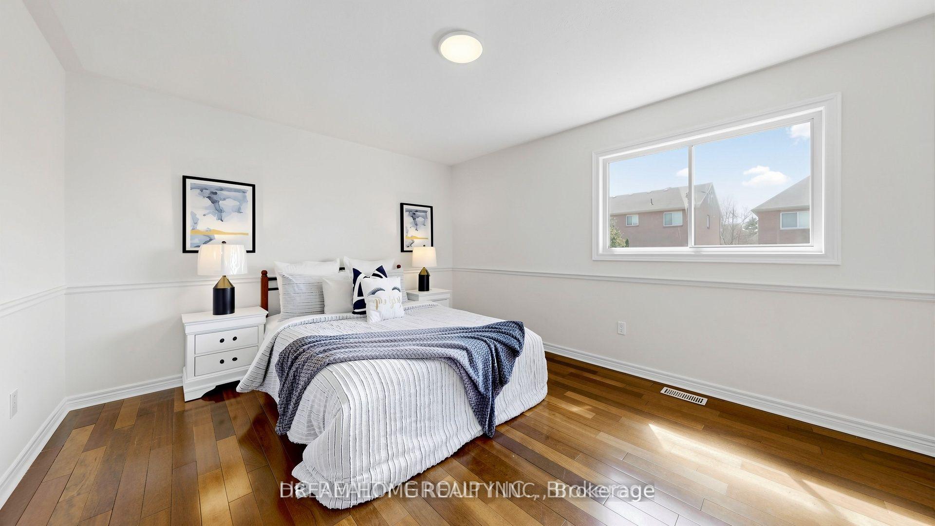Photo 20 of 23 Brookeview Drive, Aurora, Aurora Highlands — HOMEH