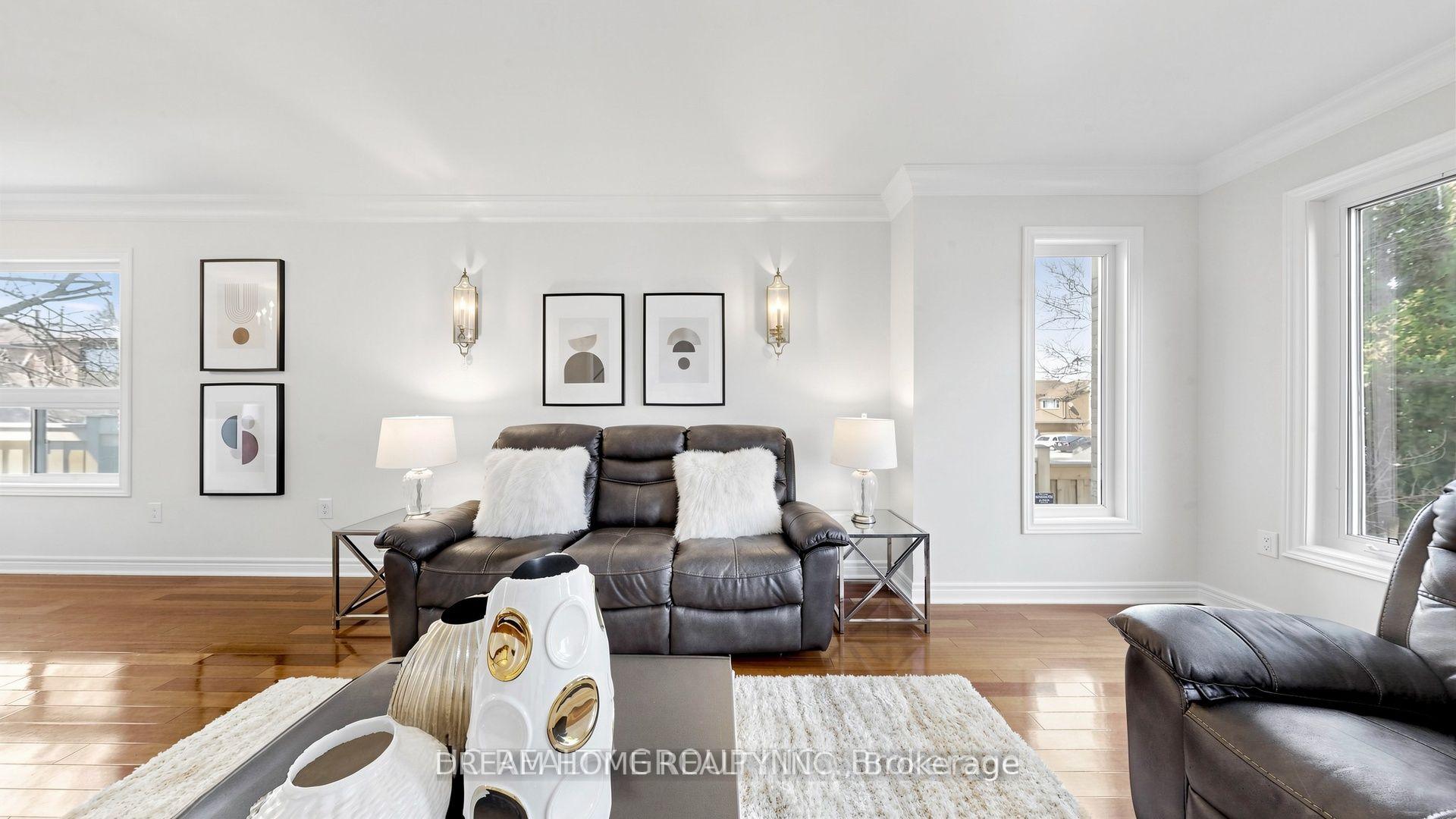 Photo 25 of 23 Brookeview Drive, Aurora, Aurora Highlands — HOMEH